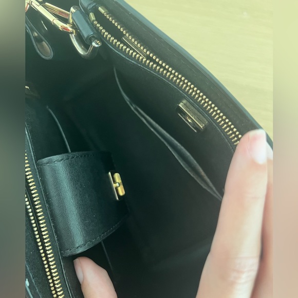 Michael Kors Black Crossbody Bag - Picture 4 of 6